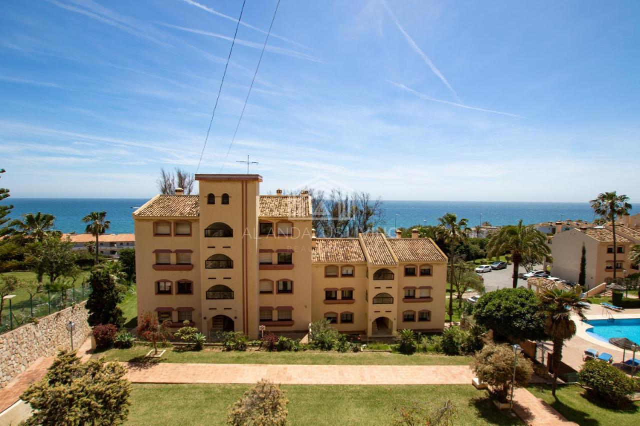 Panoramic Sea Views And Direct Access To The Beach From The Community In Torrenueva Lägenhet Málaga Exteriör bild