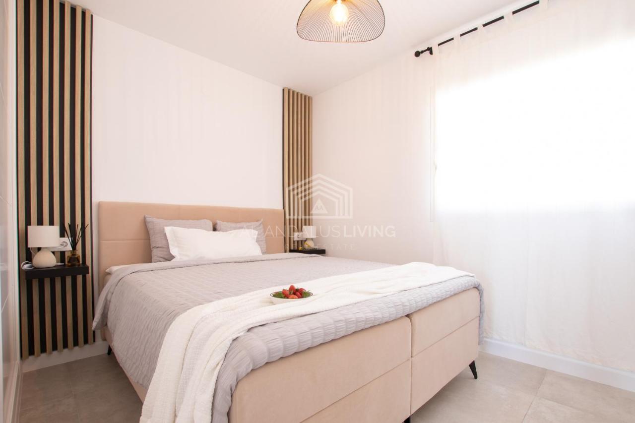 Panoramic Sea Views And Direct Access To The Beach From The Community In Torrenueva Lägenhet Málaga Exteriör bild