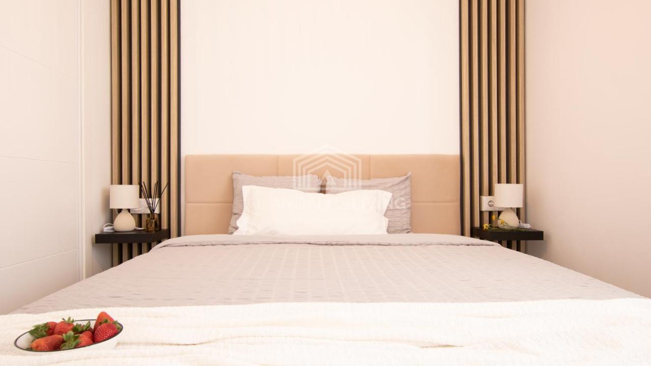 Panoramic Sea Views And Direct Access To The Beach From The Community In Torrenueva Lägenhet Málaga Exteriör bild