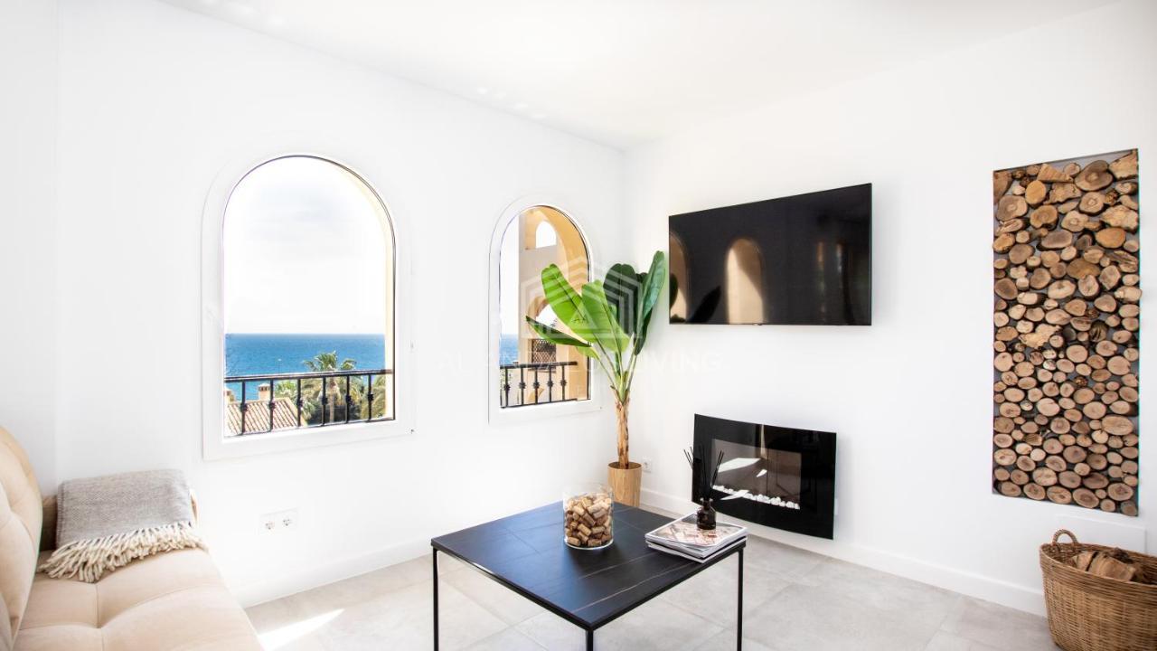 Panoramic Sea Views And Direct Access To The Beach From The Community In Torrenueva Lägenhet Málaga Exteriör bild